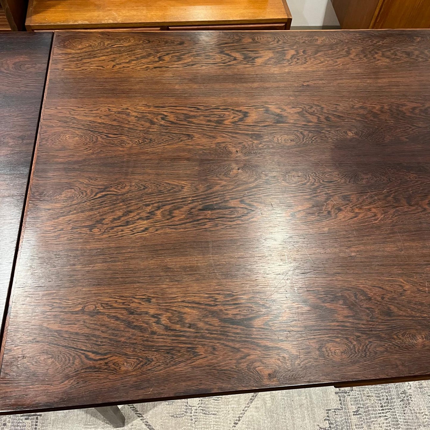 Rosewood Mid Century Extandable Dining table