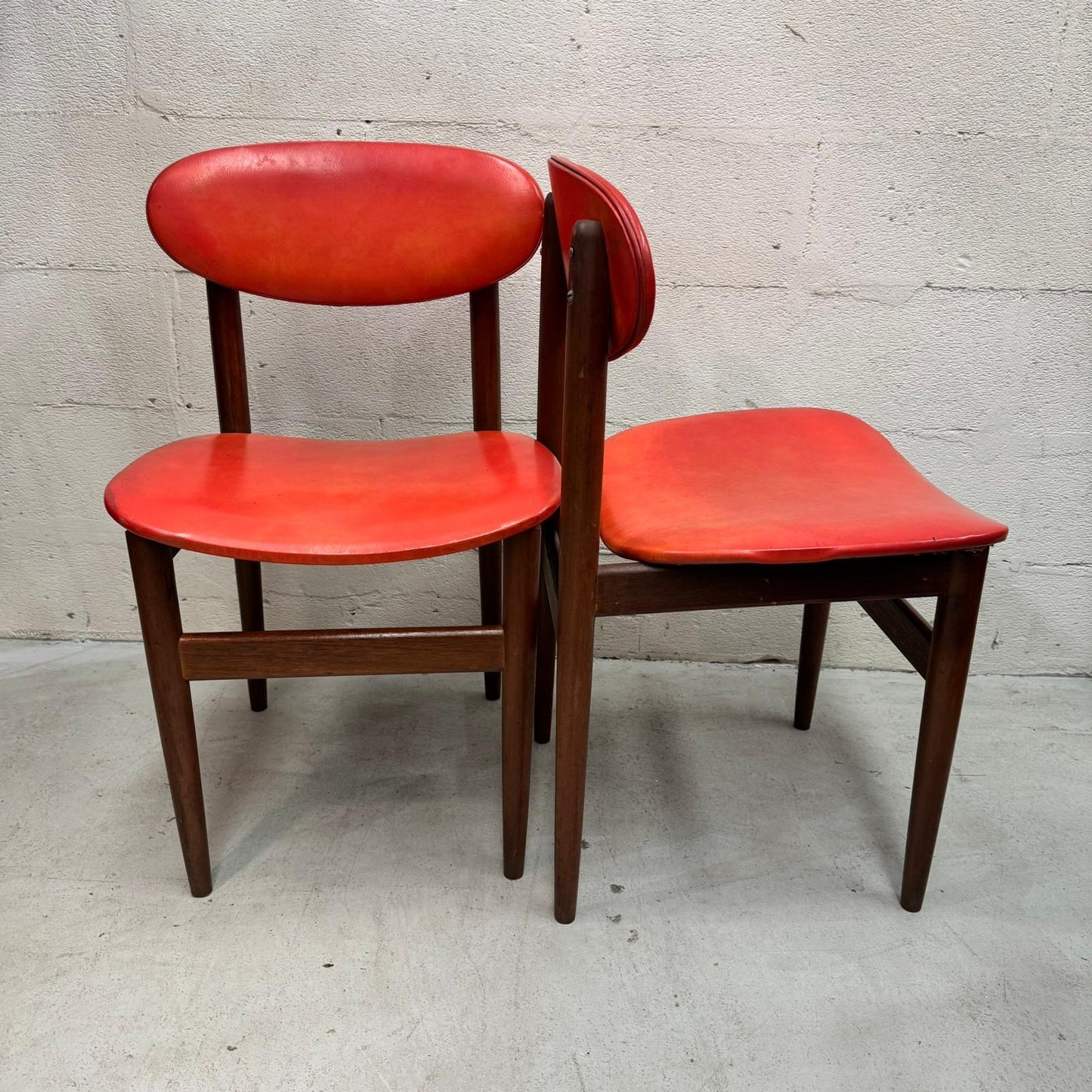 Mid Century Elite bean Tasmanian Ash chairs orange vinyl