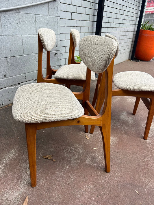 Mid Century Chairs Elite Timber Retro Frame