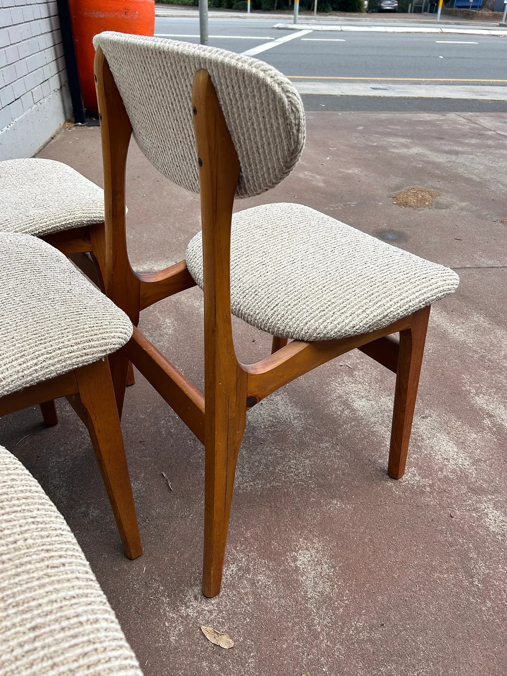 Mid Century Chairs Elite Timber Retro Frame
