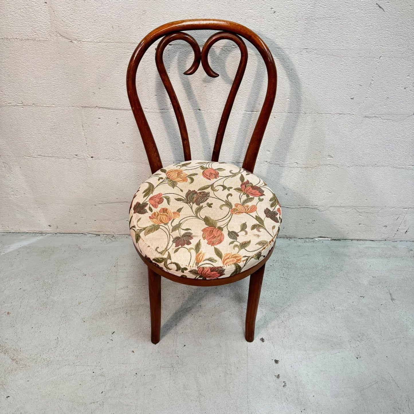 Mid Century Romanian Bentwood Chairs Set with floral upholstered seats