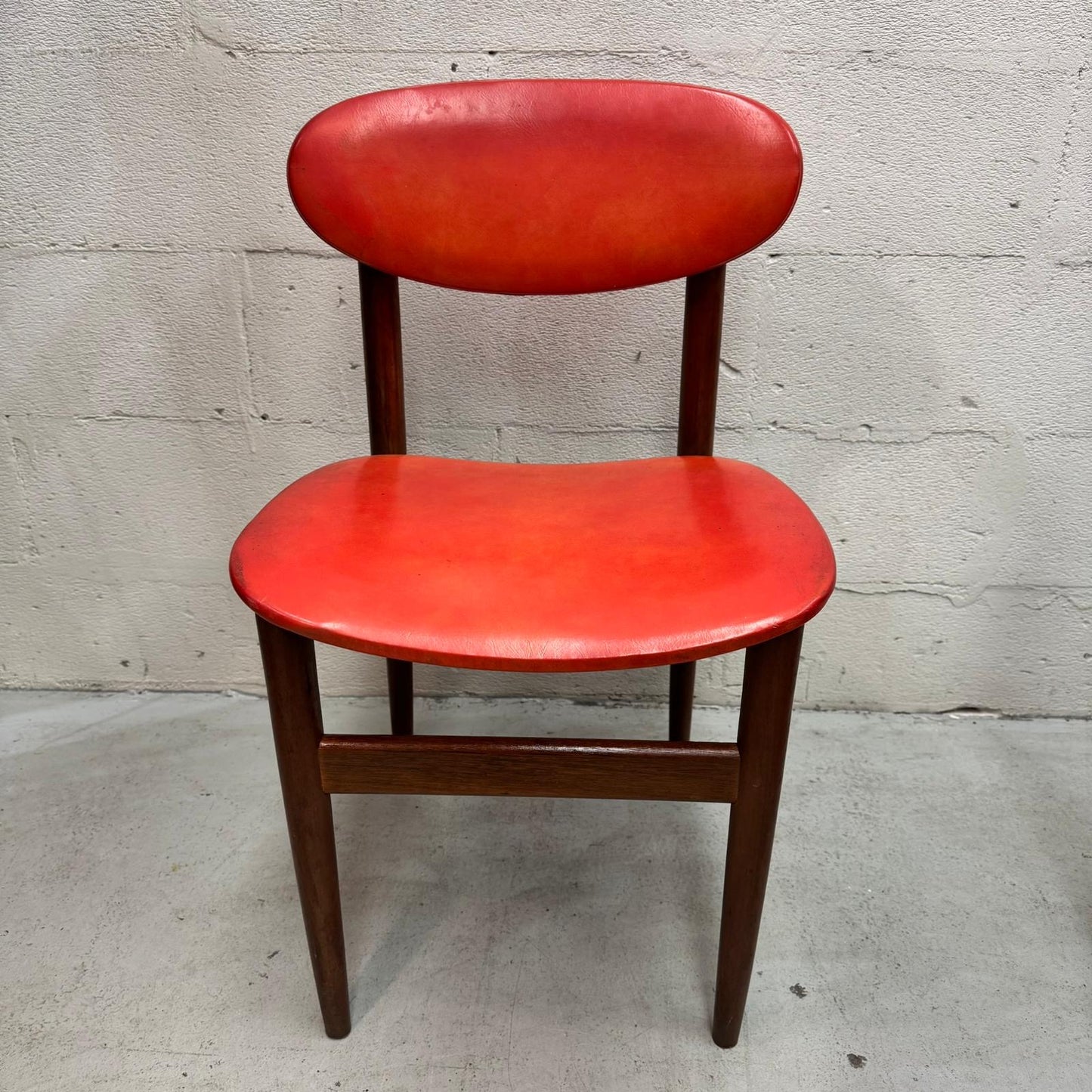 Mid Century Elite bean Tasmanian Ash chairs orange vinyl