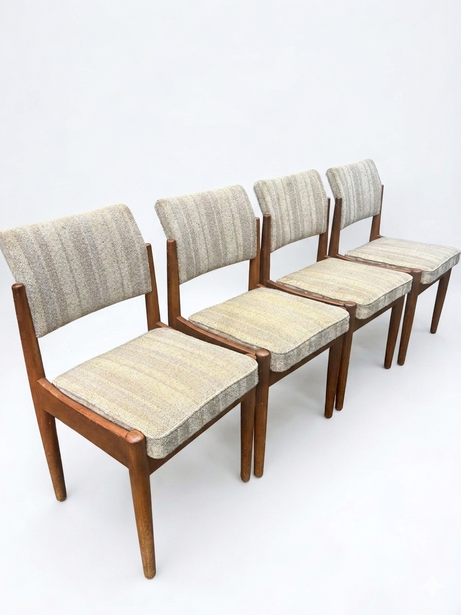 Mid Century Chiswell teak cream fabric set of four chairs retro seating