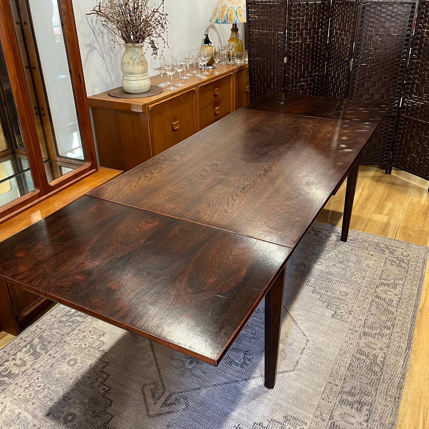 Rosewood Mid Century Extandable Dining table