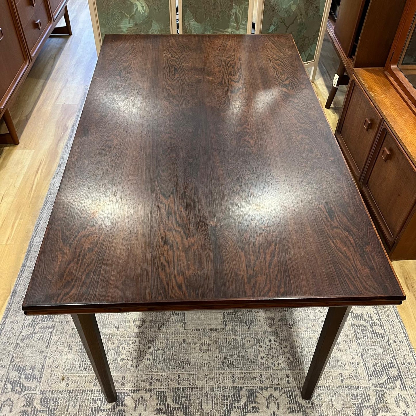 Rosewood Mid Century Extandable Dining table