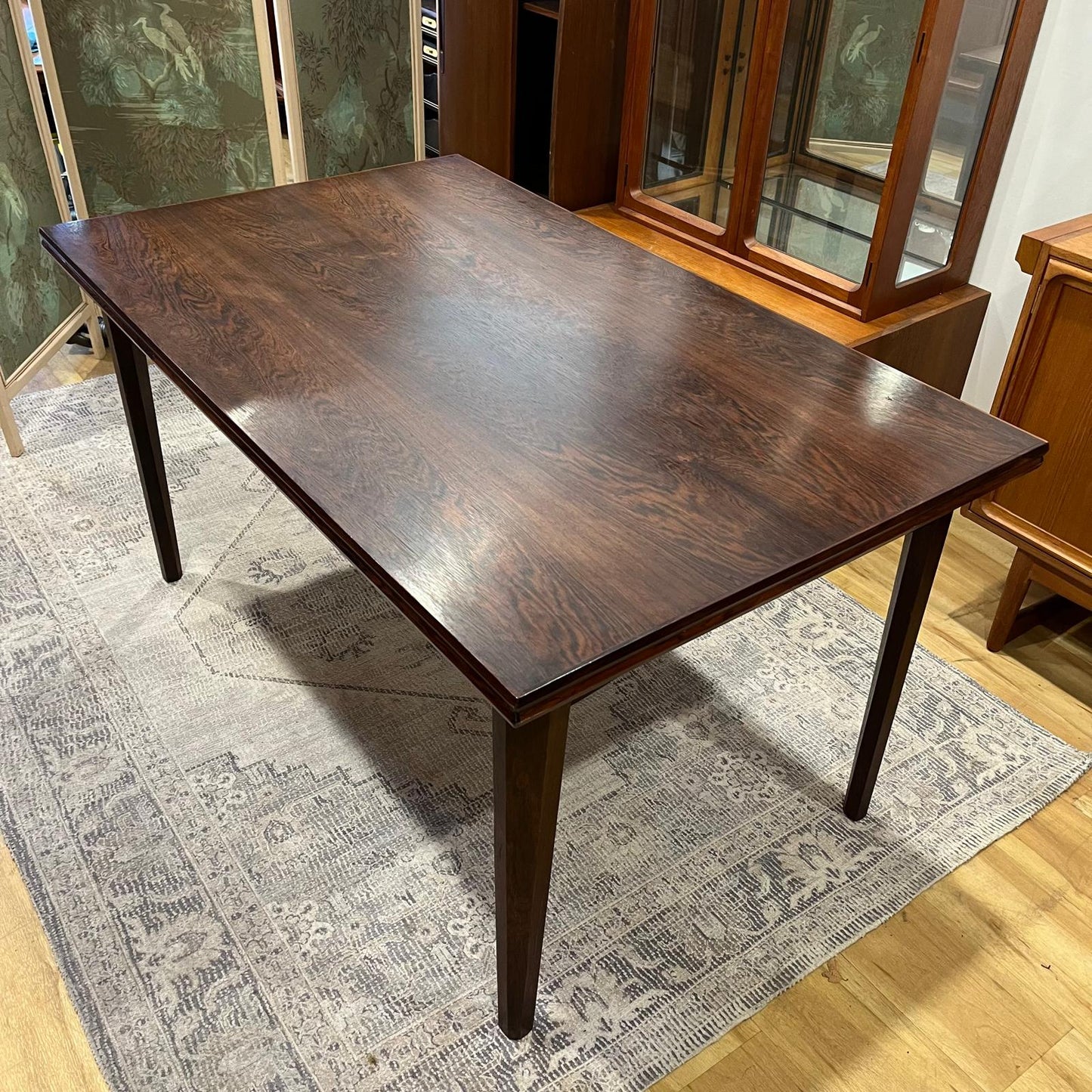 Rosewood Mid Century Extandable Dining table