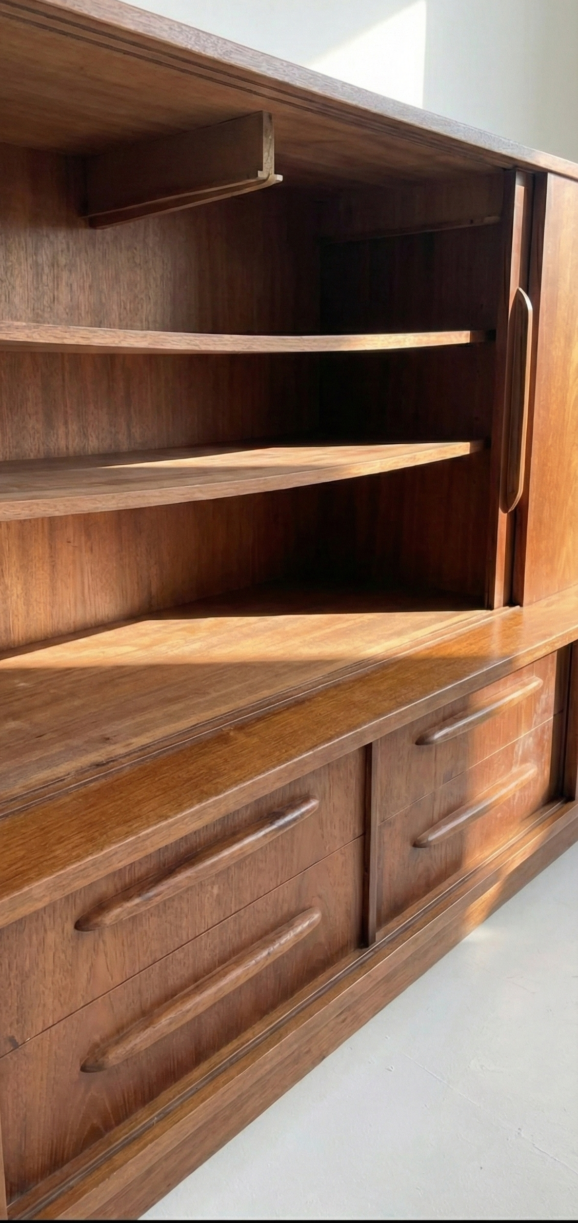 Mid Century Danish Highboard teak sideboard storage unit liquor cabinet