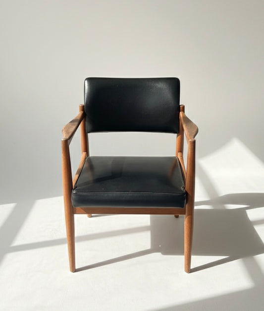 Mid Century Chiswell Carver armchair teak black vinyl retro mcm seat
