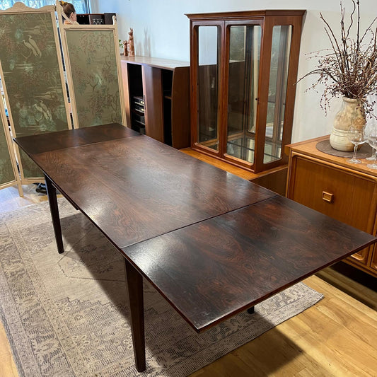 Rosewood Mid Century Extandable Dining table