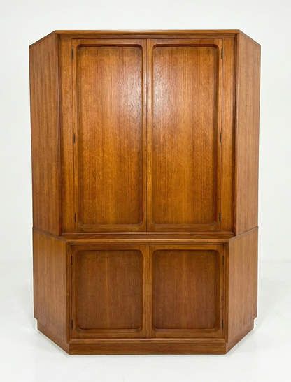 Mid Century Chiswell teak Bar Canted sideboard cocktail cabinet storage corner highboard unit retro 1970s