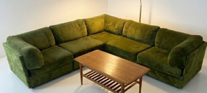 Mid Century Arana furniture crushed velvet olive green lounge seat chair modular sofa playpen five piece Parker style 70s era